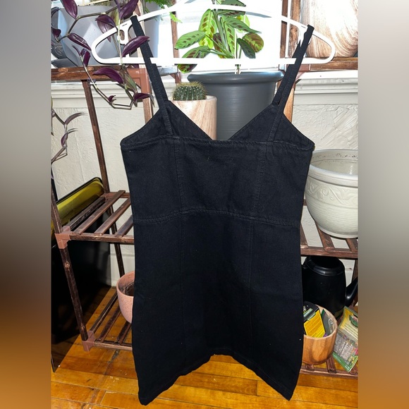 Boohoo | Black Denim Dress - Picture 6 of 13